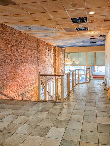 More Photos Of 1604 K St NW, Washington Storefront Retail Office For Lease