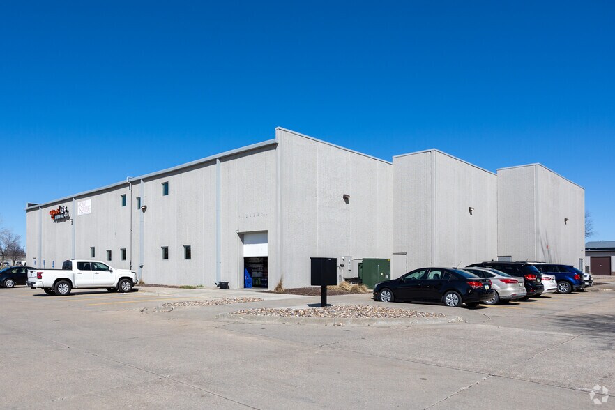 More Photos Of 2829 S Ankeny Blvd, Ankeny General Retail For Sale