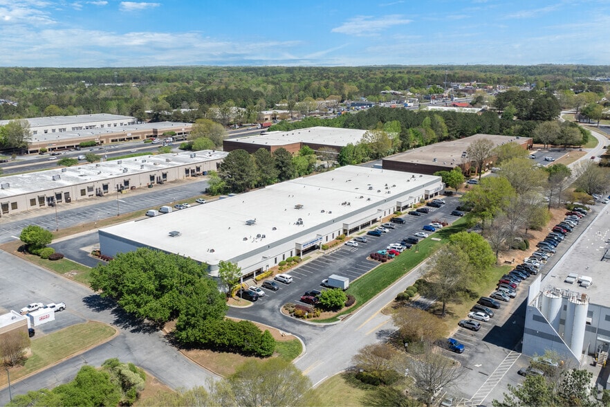More Photos Of 1781 Westfork Dr, Lithia Springs Warehouse For Lease