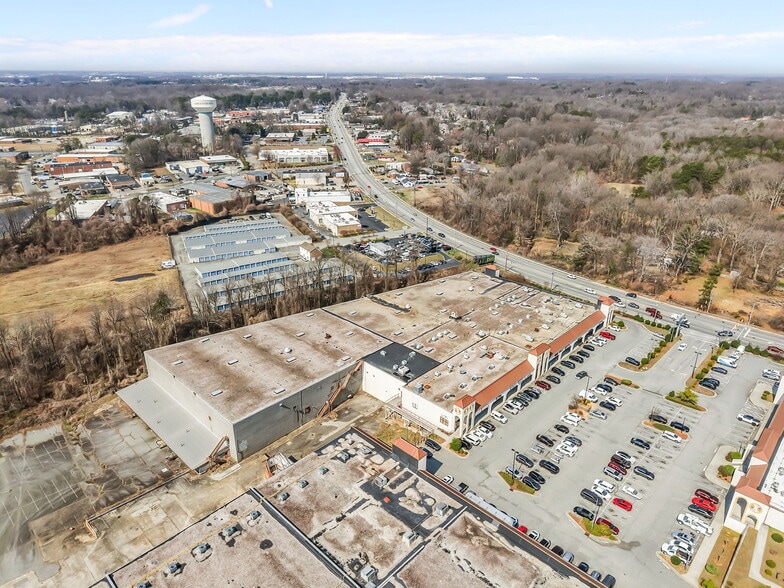 More Photos Of 4929 W Market St, Greensboro General Retail For Sale