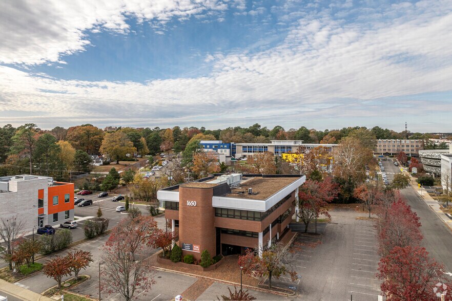 More Photos Of 1650 Willow Lawn Dr, Richmond Office For Sale