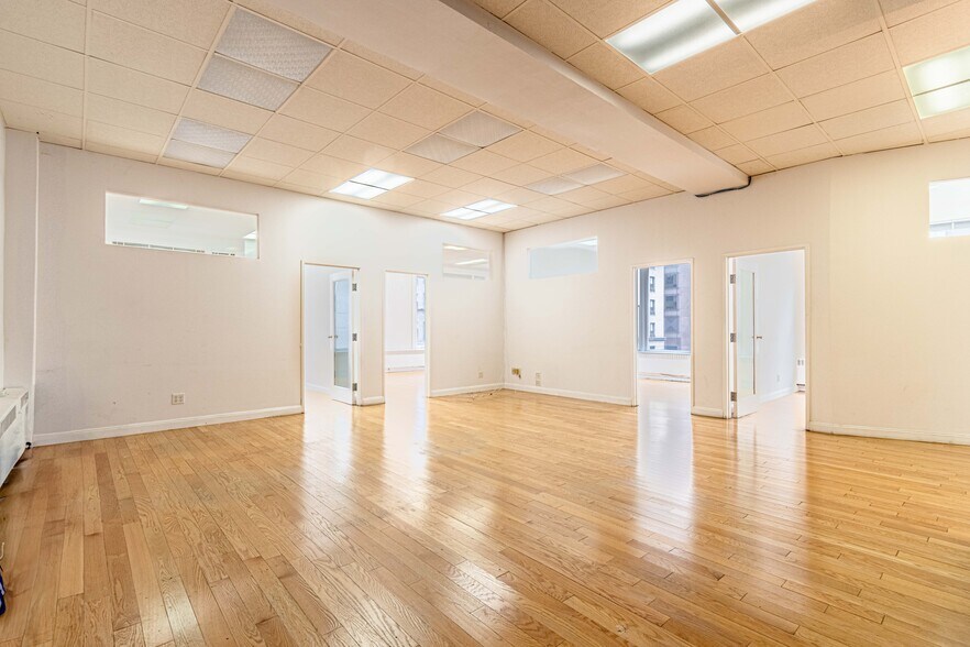 More Photos Of 212 Sutter St, San Francisco Office For Lease