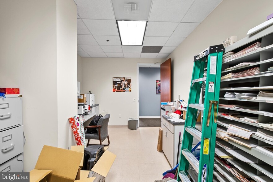 More Photos Of 9161 Liberia Ave, Manassas Medical For Sale