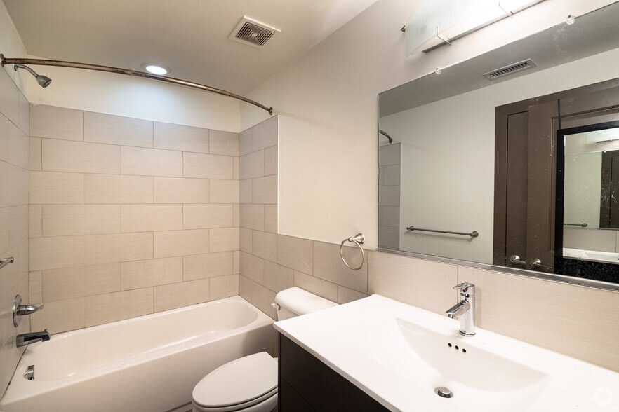 More Photos Of 1322 W Broad St, Richmond Apartments For Lease