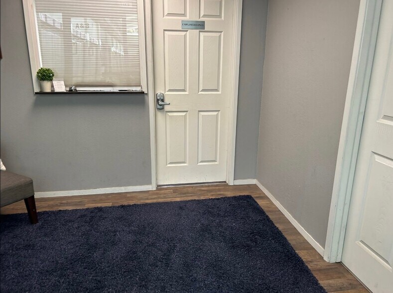 More Photos Of 2750 G St, Merced Office For Lease