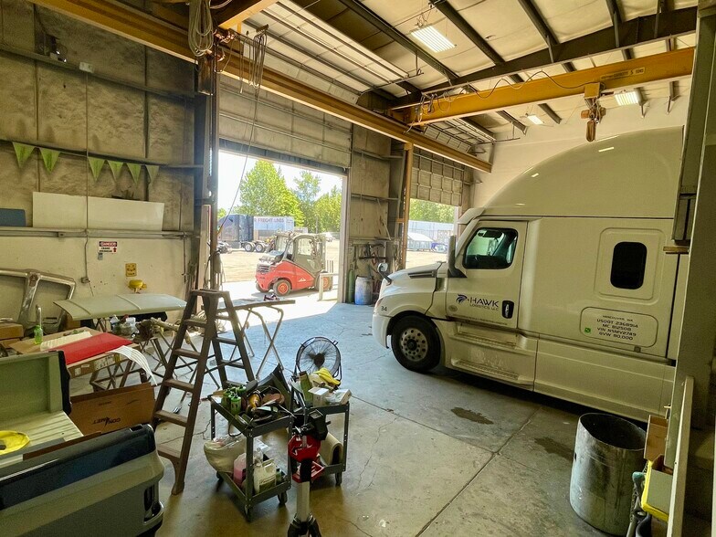 More Photos Of 9625 NE Vancouver Way, Portland Warehouse For Lease