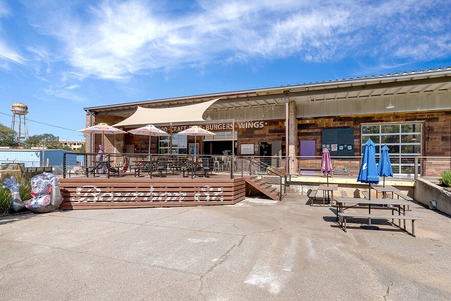 More Photos Of 1320 Hampton Avenue Ext, Greenville Unknown For Lease