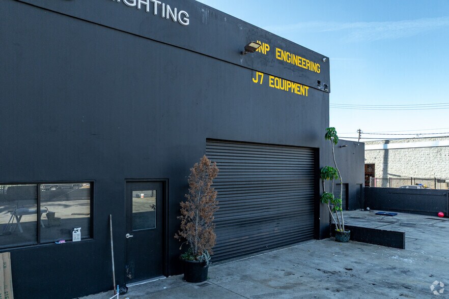 More Photos Of 308 E 2nd Ave, La Habra Service For Sale