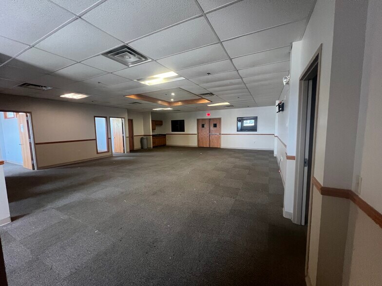 More Photos Of 740 Driving Park Ave, Rochester Light Manufacturing For Lease