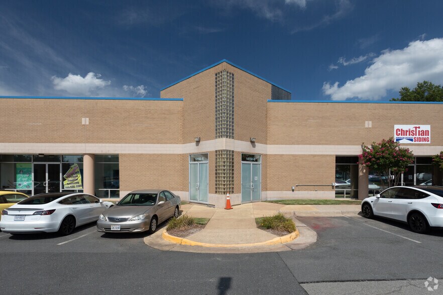 More Photos Of 14150 Mariah Ct, Chantilly Warehouse For Lease