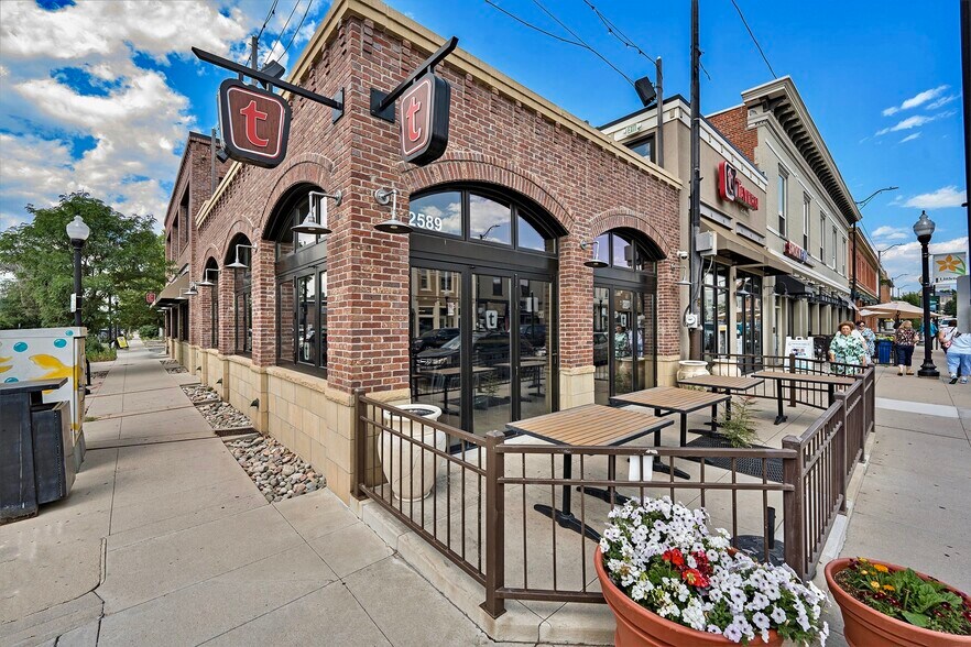 More Photos Of 2589 W Main St, Littleton Restaurant For Sale