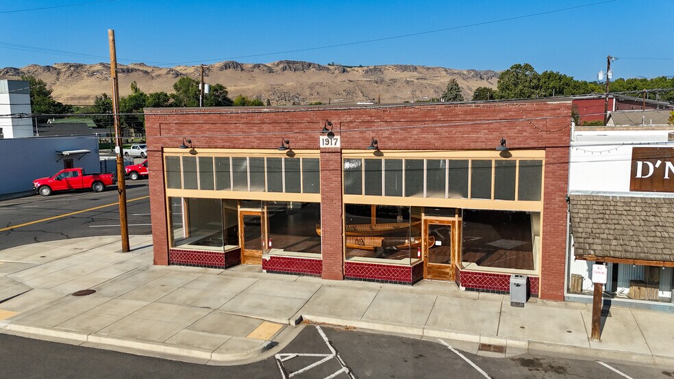 More Photos Of 21 Second St, Naches General Retail For Sale