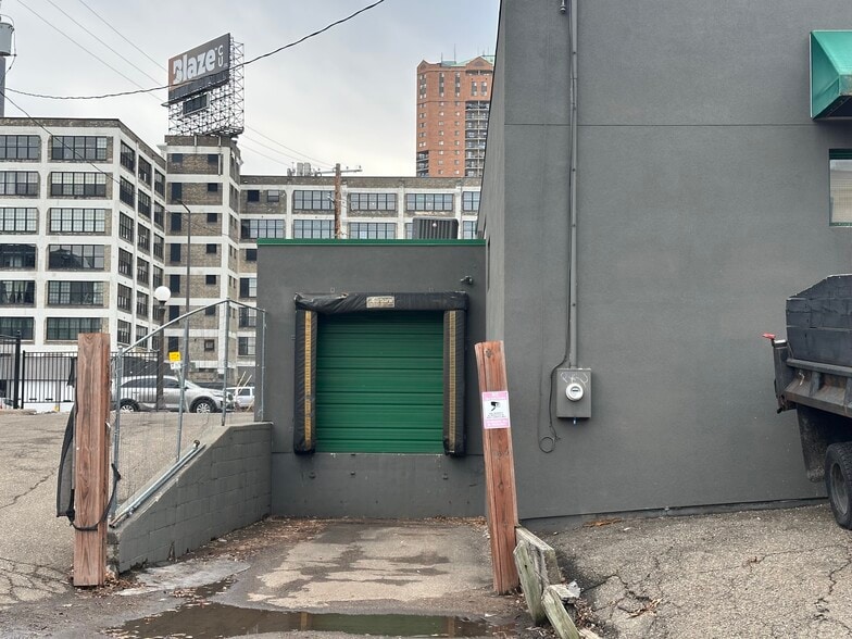 More Photos Of 170 E 10th St E, Saint Paul Freestanding For Lease