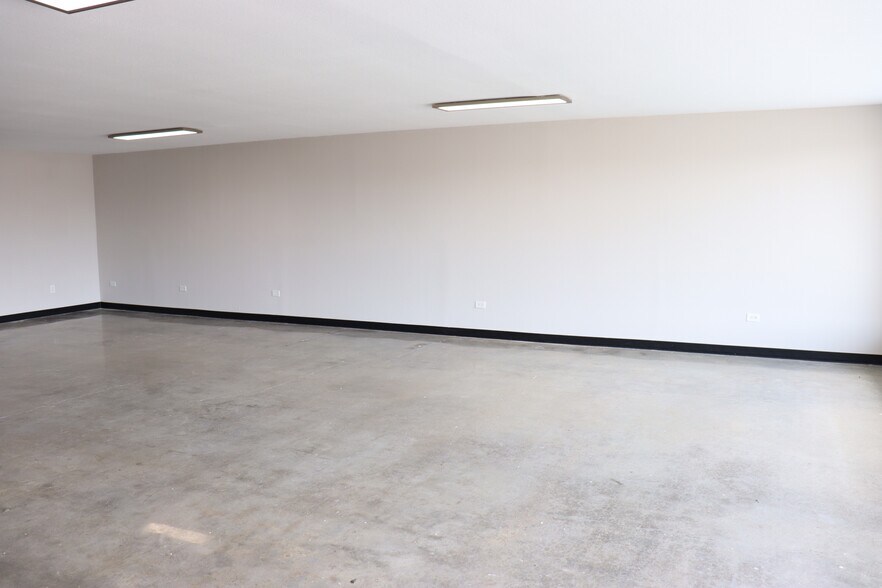 More Photos Of 1710 Texas Ave, Texas City General Retail For Sale