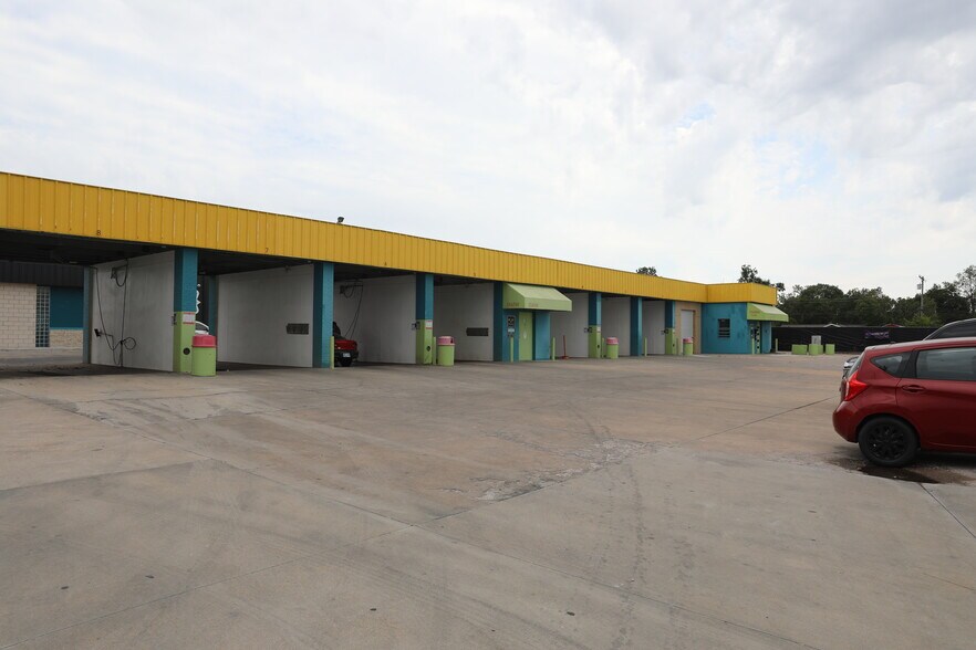 More Photos Of 10150 E 11th St, Tulsa Carwash For Sale