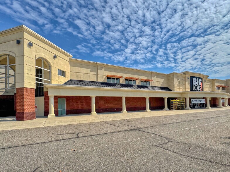 More Photos Of 6610 Mooretown Rd, Williamsburg Unknown For Lease