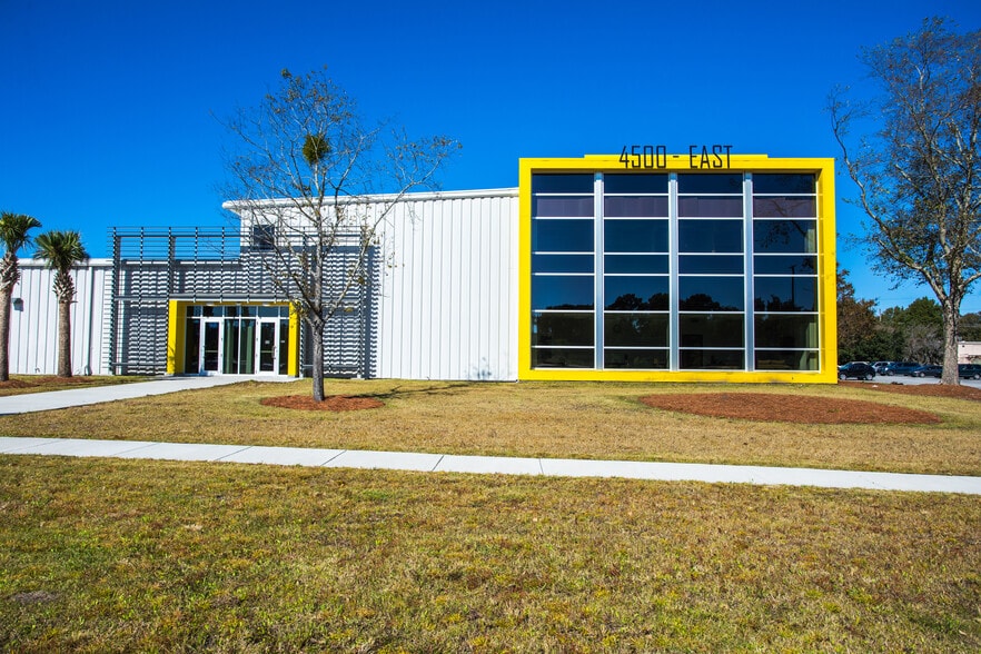 More Photos Of 4500 Leeds Ave, North Charleston Manufacturing For Lease