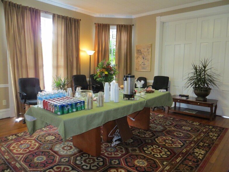 More Photos Of 1323 Broadway St, Little Rock Office For Sale