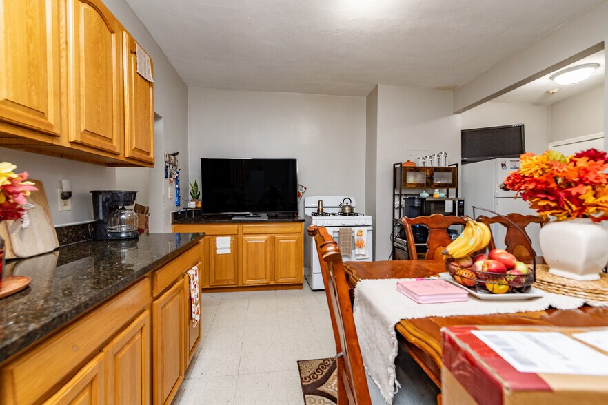 More Photos Of 140 Callender St, Boston Apartments For Sale