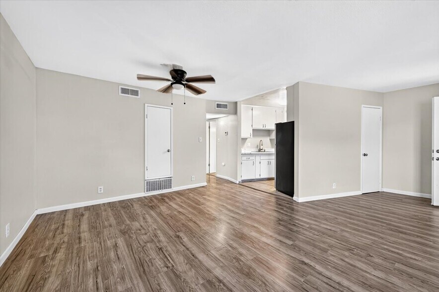 More Photos Of 2643 Furmint Way, Rancho Cordova Apartments For Sale