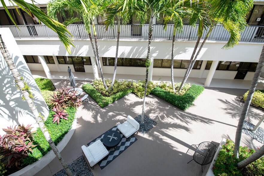 More Photos Of 851 Broken Sound Pky NW, Boca Raton Office For Lease