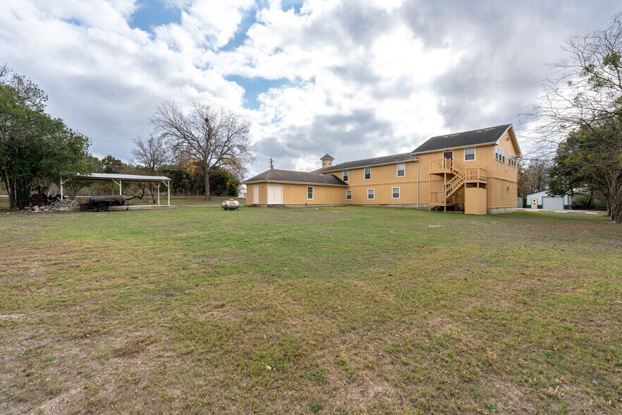 More Photos Of 11200 Thaxton Rd, Austin Religious Facility For Sale