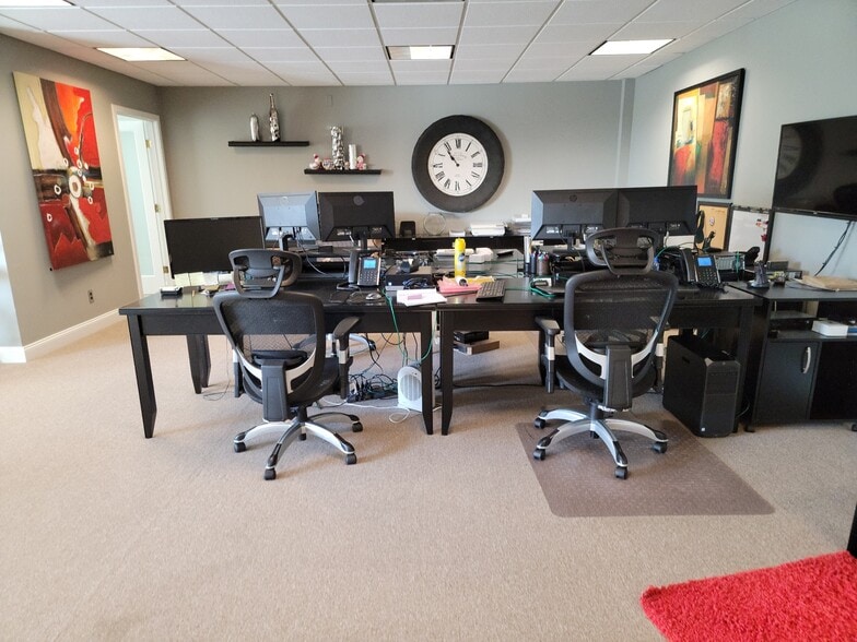 More Photos Of 760 Chief Justice Cushing Hwy, Cohasset Office For Lease