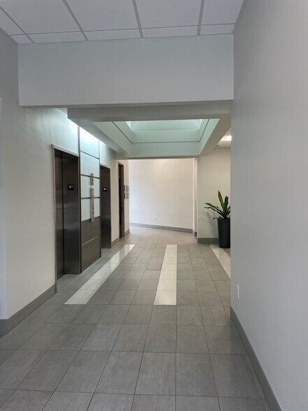 More Photos Of 4800 N Federal Hwy, Boca Raton Unknown For Lease