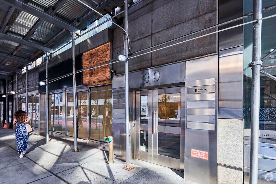 More Photos Of 50 W 57th St, New York Office For Lease