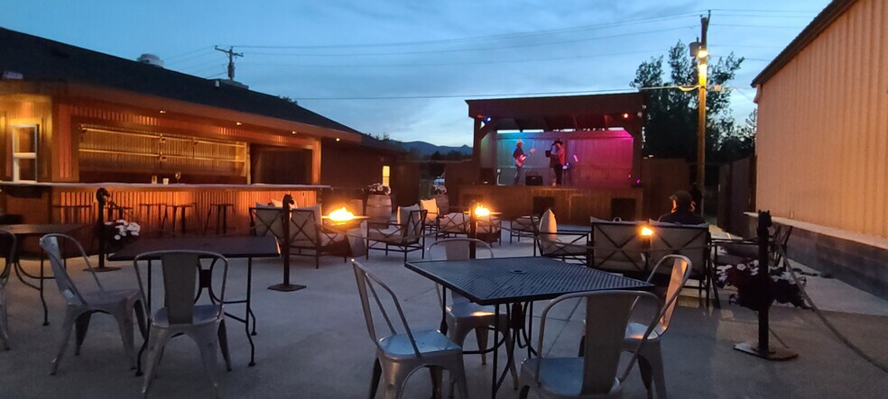 More Photos Of 158 Johnson St, Big Horn Restaurant For Lease