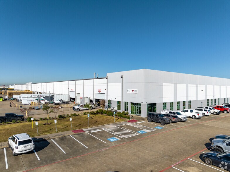 More Photos Of 359 Old Underwood Rd, La Porte Unknown For Lease