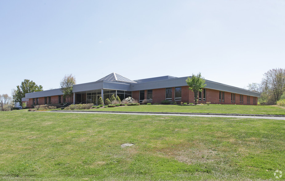 Primary Photo Of 64 Avenue Of Industry, Waterbury Warehouse For Lease