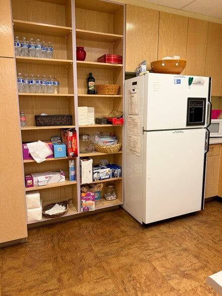 More Photos Of 101 Hospital Loop NE, Albuquerque Medical For Sale