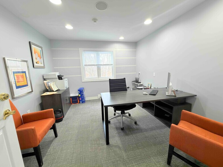 More Photos Of 1650 Route 9, Clifton Park Medical For Lease