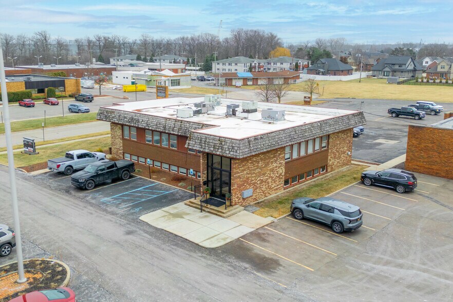More Photos Of 1600 Kingsway Ct, Trenton Medical For Lease