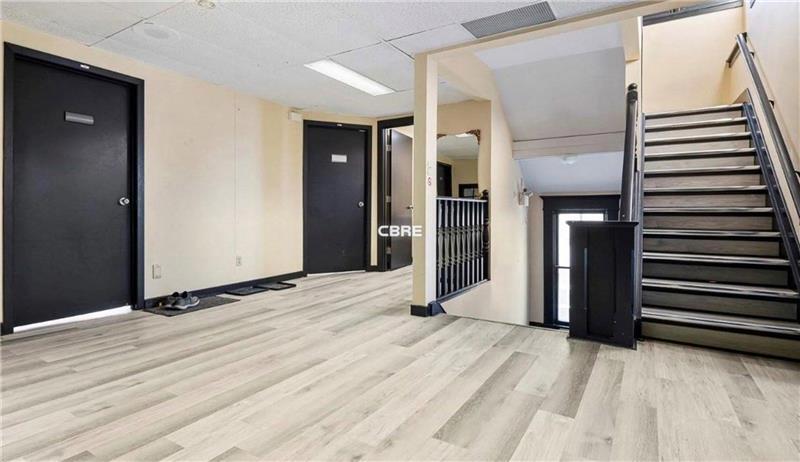 More Photos Of 2211 Smith St, Regina Office Residential For Sale