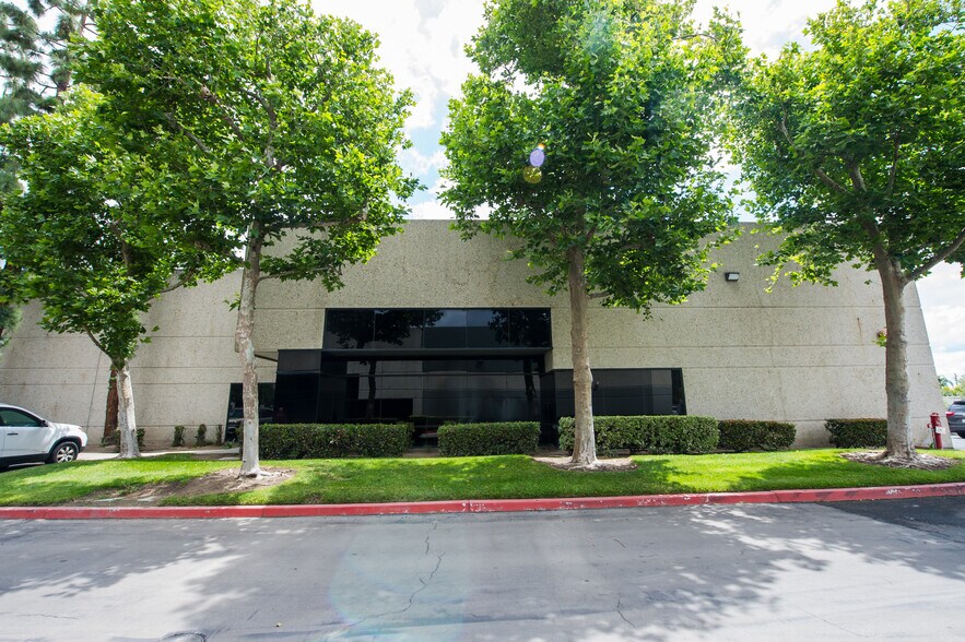 More Photos Of 10291 Trademark St, Rancho Cucamonga Warehouse For Lease
