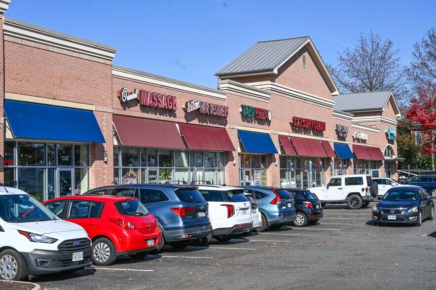 More Photos Of Minnieville & Caton Hill Rd, Woodbridge Unknown For Lease
