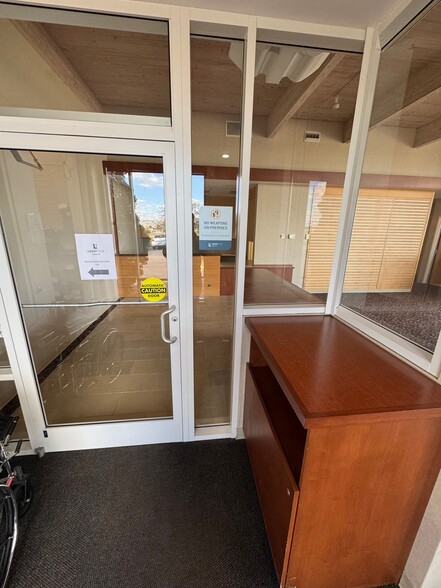 More Photos Of 1239 E 4th Street Rd, Seymour Office For Lease