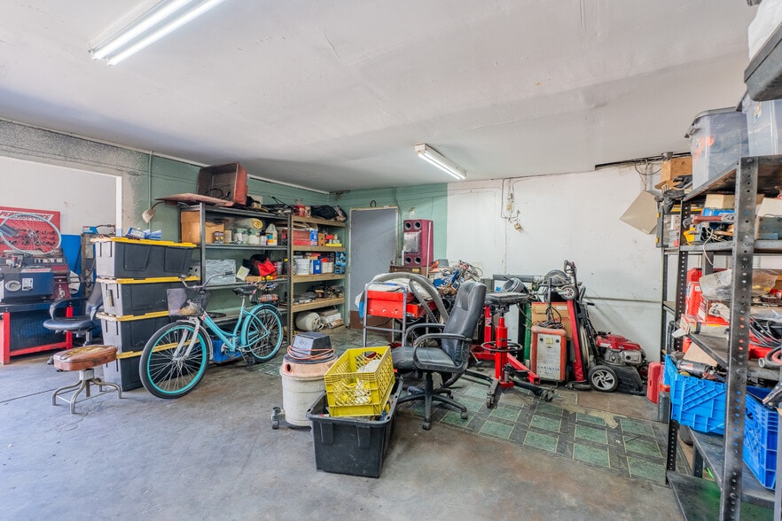 More Photos Of 16529 Lakewood Blvd, Bellflower Auto Repair For Sale