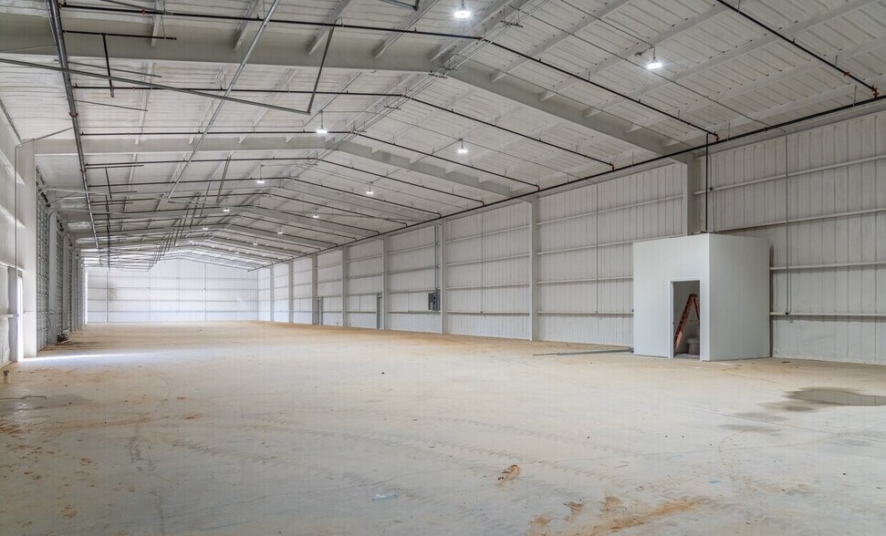 More Photos Of 12308 Rendon Rd, Burleson Industrial For Sale