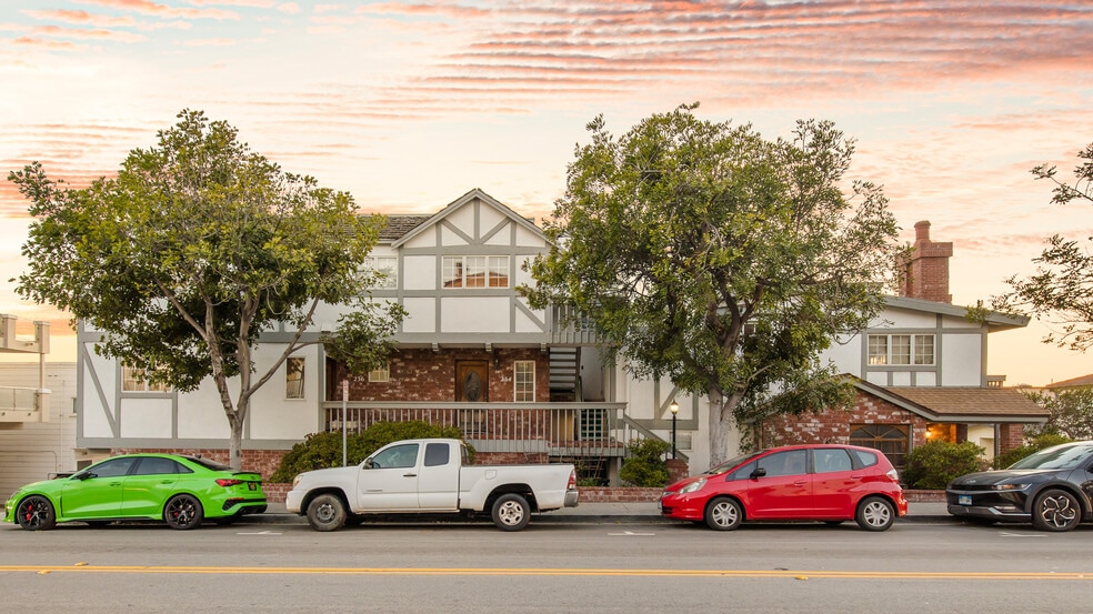 More Photos Of 232 29th St, Manhattan Beach Multifamily For Sale