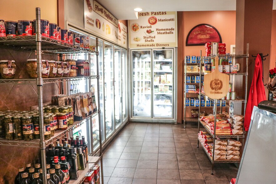 More Photos Of 4 Western Ave, Marlboro Storefront Retail Residential For Sale