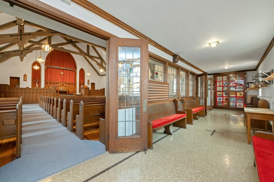 More Photos Of 2889 Culver rd, Rochester Specialty For Sale