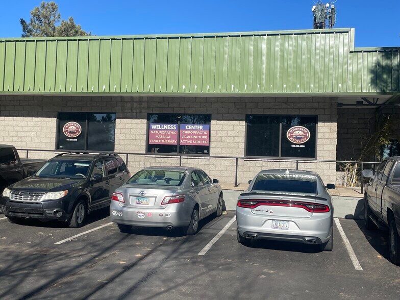 More Photos Of 1585 S Plaza Way, Flagstaff Light Distribution For Lease