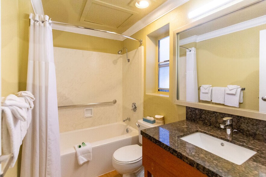 More Photos Of 1895 Monterey St, San Luis Obispo Hospitality For Sale