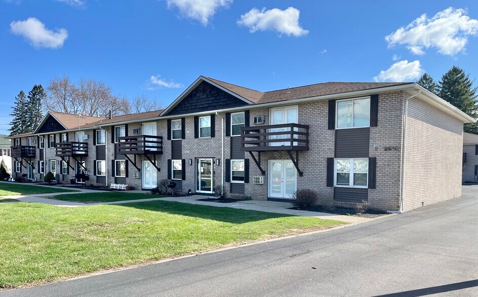Primary Photo Of 2594-2608 Dewey Ave, Rochester Apartments For Sale