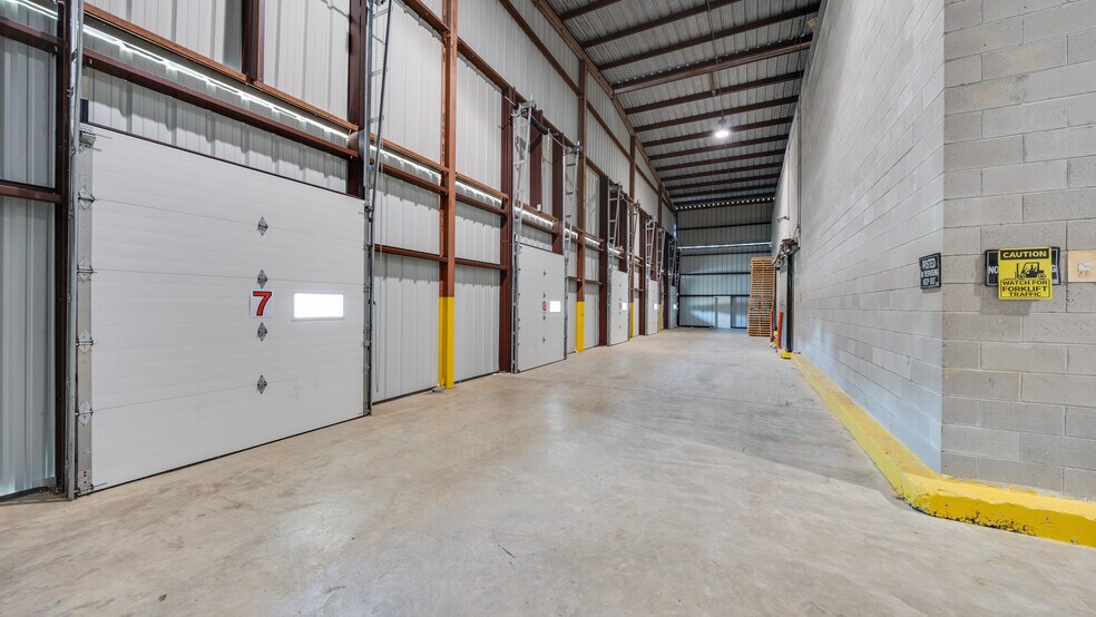 More Photos Of 2476 GA-76 Hwy, Adel Warehouse For Sale