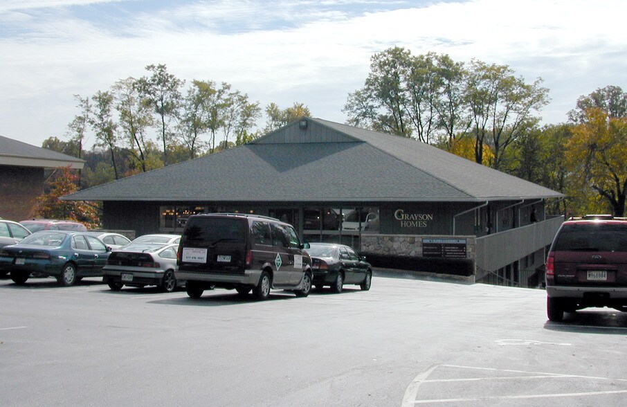 More Photos Of 9025 Chevrolet Dr, Ellicott City Office For Lease
