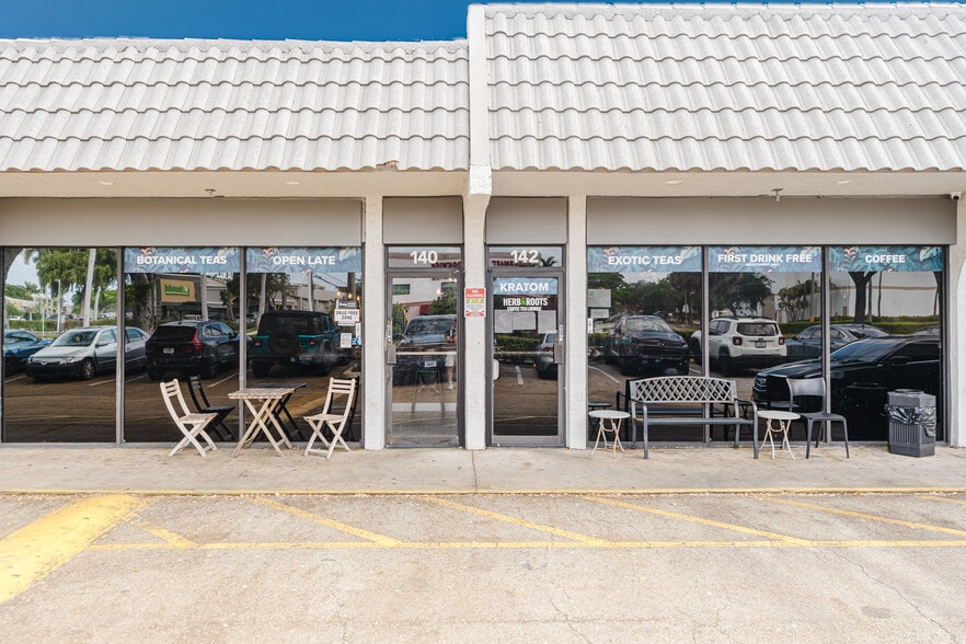 Primary Photo Of 130 NW 20th St, Boca Raton Unknown For Lease